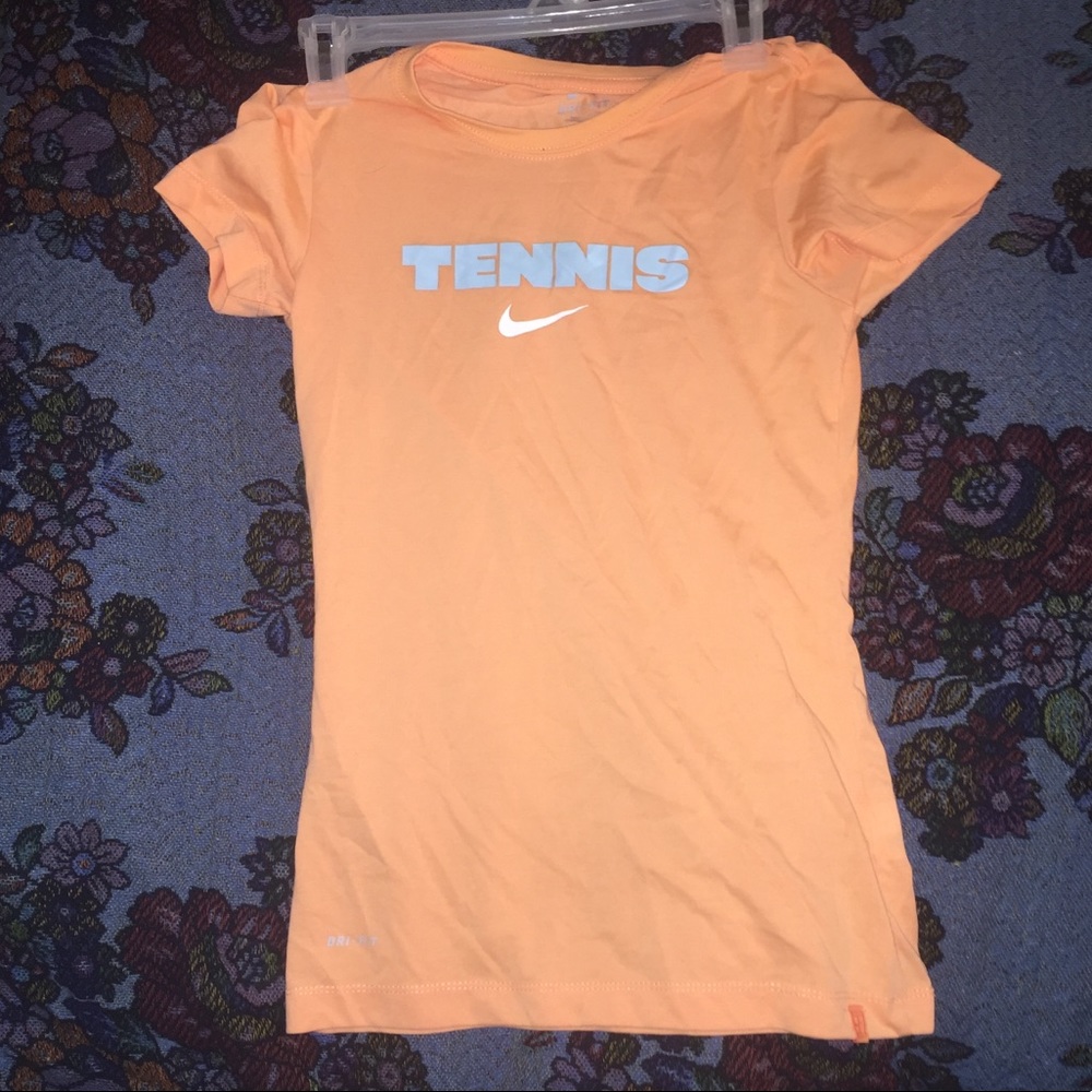 Nike t-shirt